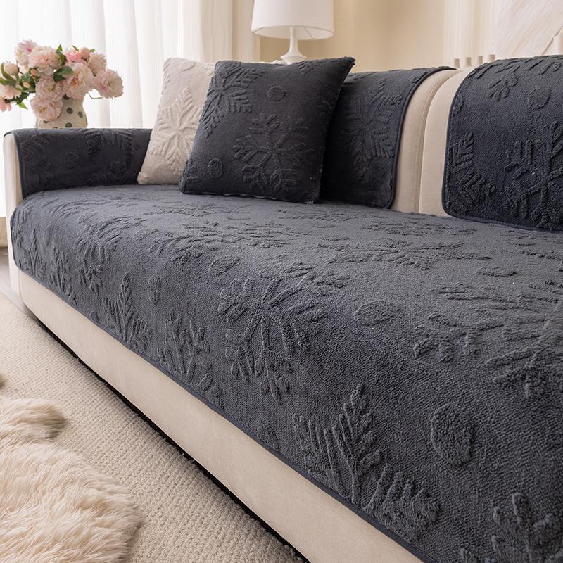 Christmas French Thickened Warm Sofa Cover Fabric New Anti Slip One-piece Sofa Cushion Warm and Comfortable in Autumn and Winter
