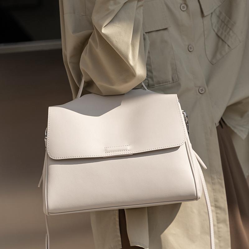 Leather women's bags large-capacity tote bags new cowhide women's bags messenger bags niche design commuter shoulder bags