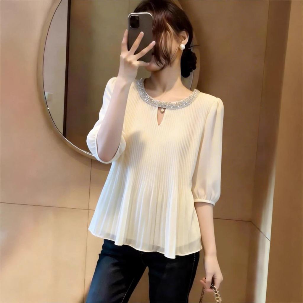 Summer new Korean version of foreign temperament age-reducing short-sleeved chiffon shirt women's loose large-size short-sleeved shirt women A