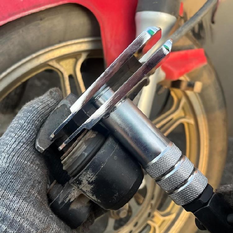 Motorcycle Brake Maintenance Tool 500LB Force Capacity Durability Iron Frame Anti Slip Grip Suitable For DIY Enthusiasts