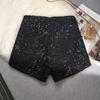 Kurze Shorts im kleinen Duftstil mit weißem Paillettendesign für Damen, neu, Winter, süß und würzig, trendig, hochtailliert, lässig, Booty-Pants