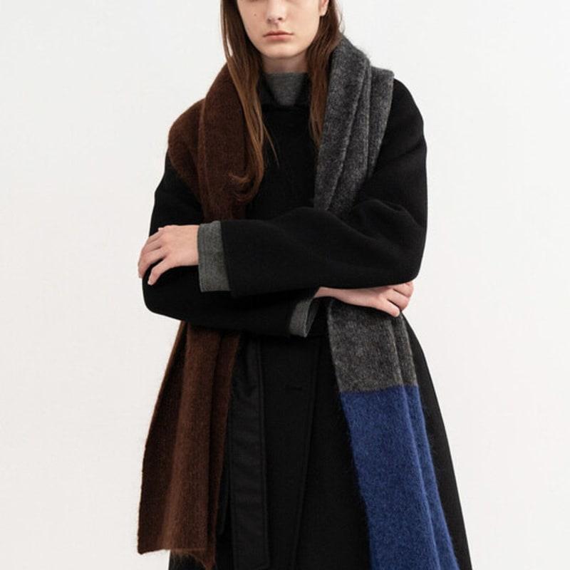 

AVA MOLLI SUPER KID MOHAIR THREE-TONE MUFFLER (Royal Blue) FREE