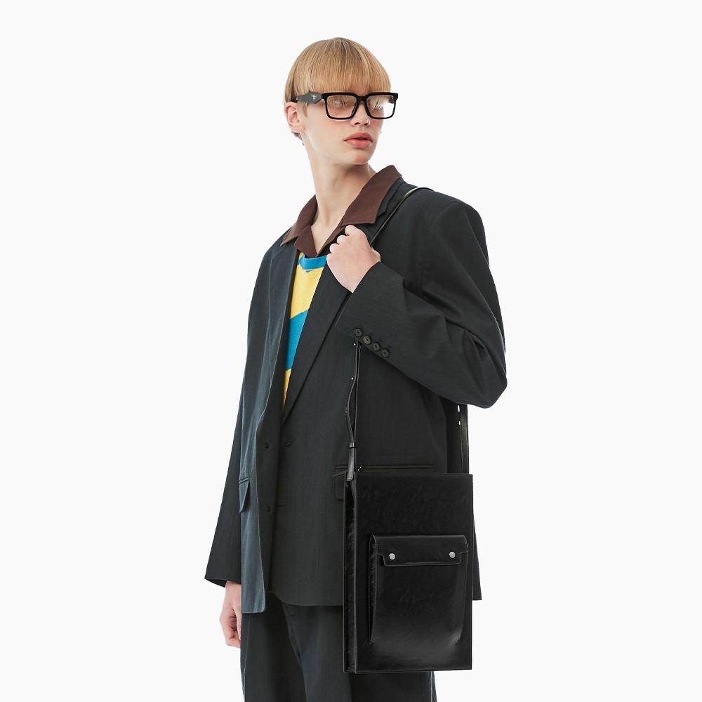 

FIND KAPOOR Mark Flatback 24 Черный