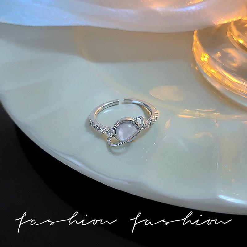 Elegant Butterfly Zircon Silver Ring: Women's High-End Luxury Style Jewelry