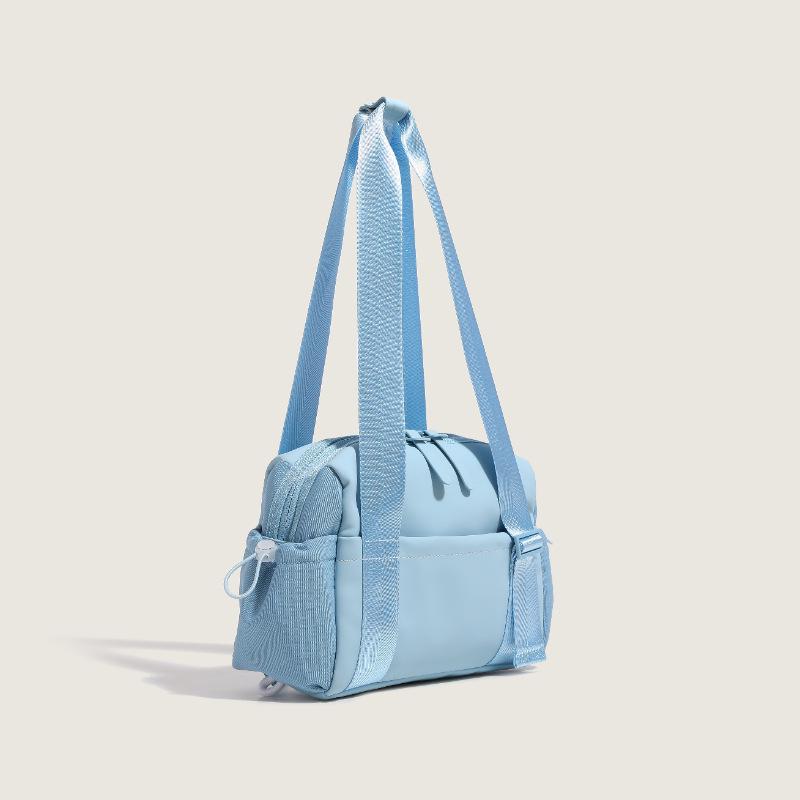 Multifunctional Sports Fitness Bag with Wet/Dry Separation, Large Capacity, Single Shoulder Design.