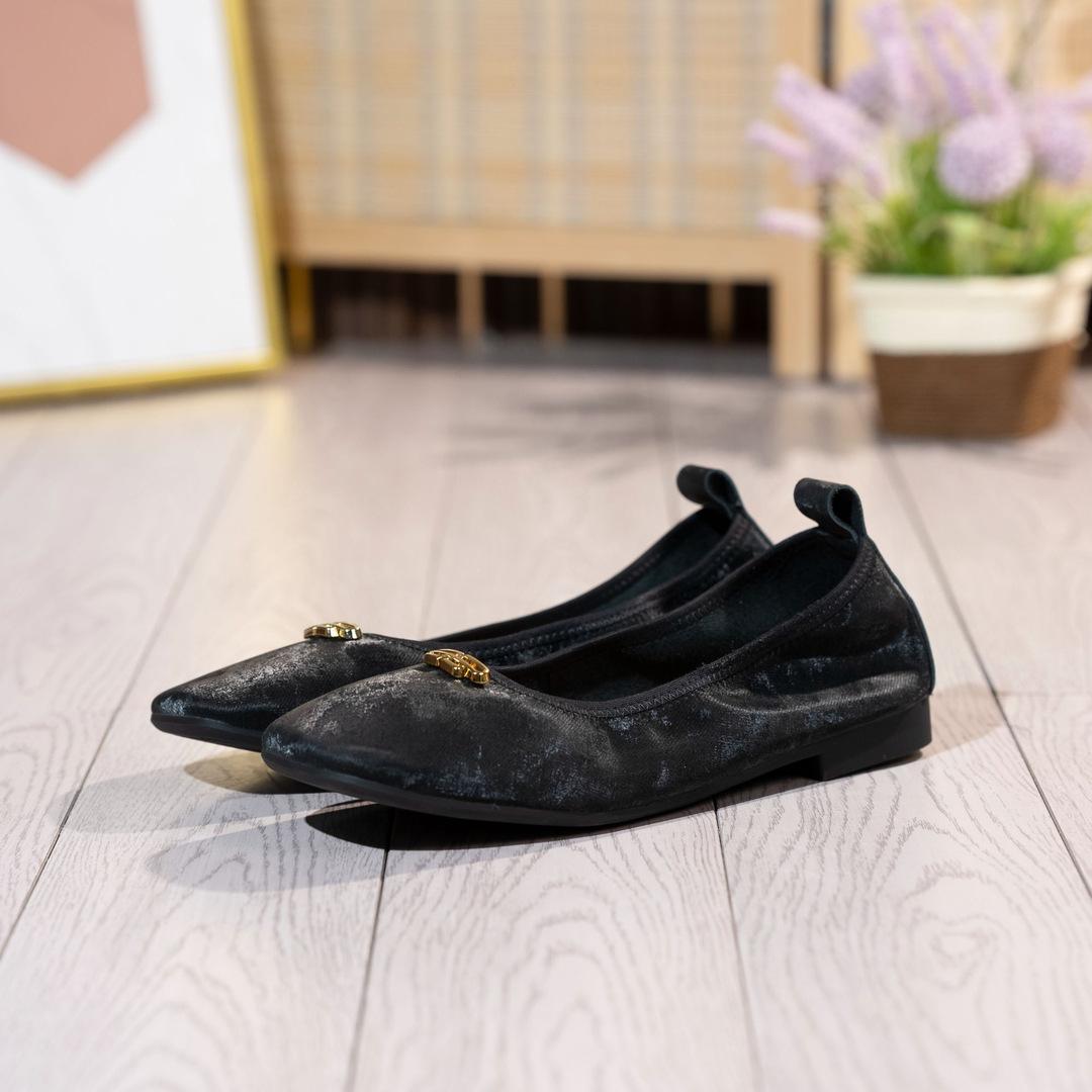 Genuine leather shallow mouth soft leather soft sole single shoes women s new flat shoes square head shoes cowhide women s shoes 35 5979₽