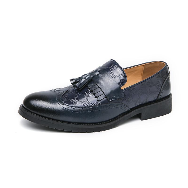 Italienische Marke Herren Hochzeits Spitzschuhe Weiche Sohle Anti-Rutsch Herren Loafer Leder Freizeitschuhe Modisch Blau Kostenlose Lieferung für den täglichen Gebrauch