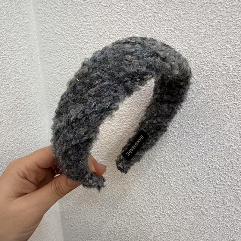 Women's High-End Woolen Headband: Elegant, Wide-Brimmed, Versatile for Face Washing & Hair Styling