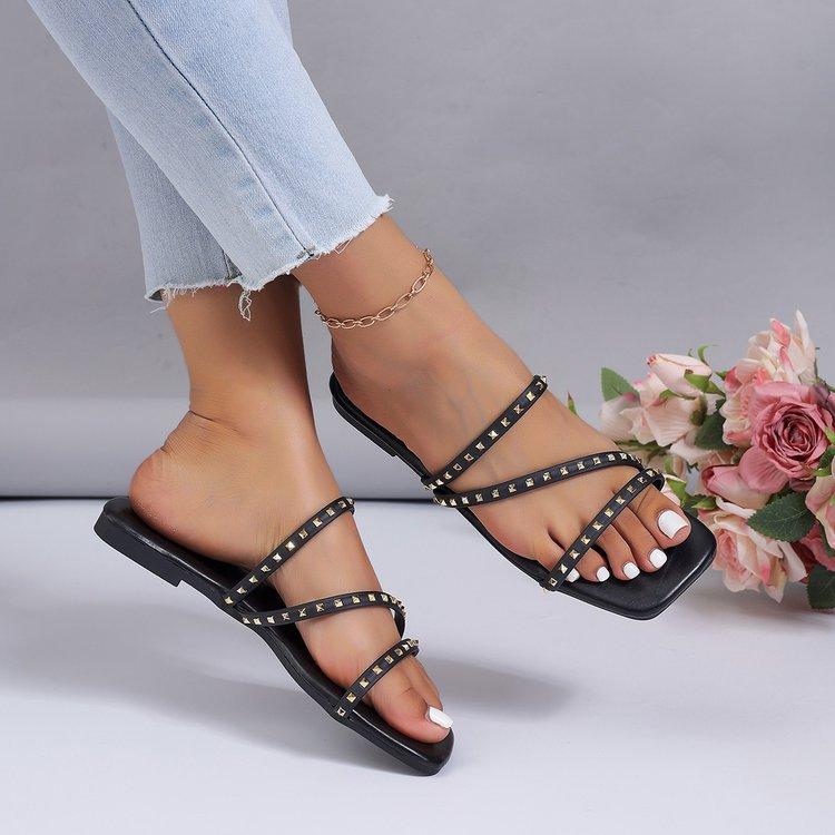 Plus-size Flat Shoes, Women's Flat Shoes, Versatile Beach Sandals