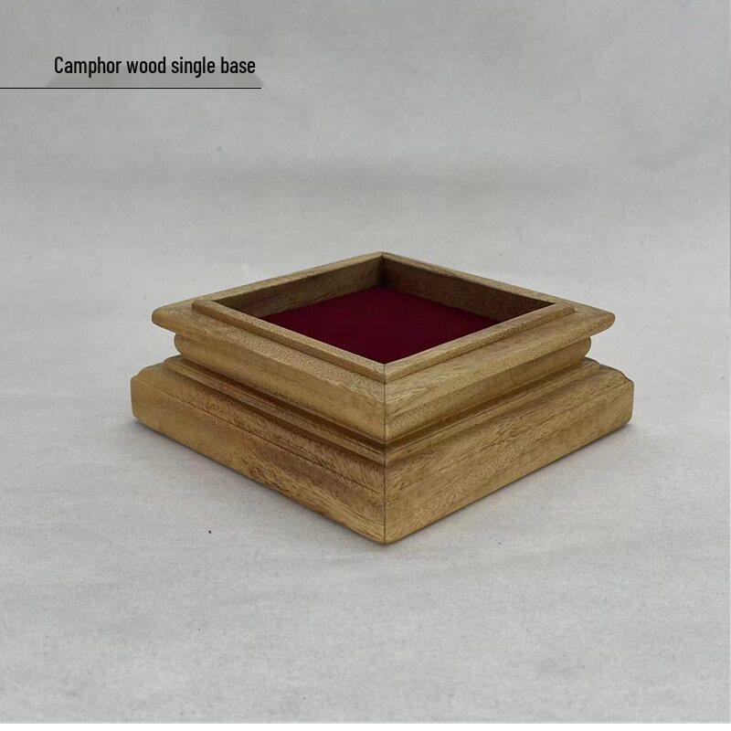 

Jade Seal Wooden Treasure Box with Glass Cover and Ornament Base Can hold stamps within 2x2 cm (single base) No. 1