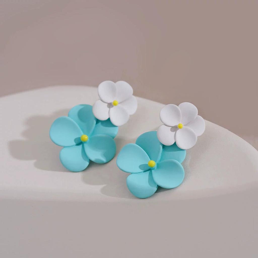 Silver Needle Dongdaemun Fresh Colorful Earrings - Simple, Versatile, Luxury Studs with a High-End Sense