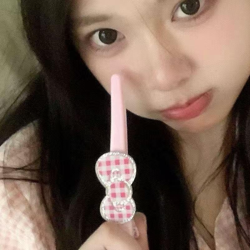 12cm Kitty Hair Clip - Ideal for Any Hair Volume, Seamless Cute One-Word Bangs Accessory