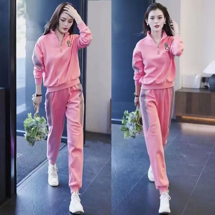 

Женский весенний повседневный спортивный комплект из двух предметов: толстовка с длинным рукавом и спортивные штаны XS розовый