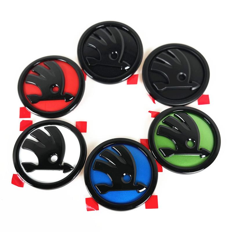 UINR6 80mm/90mm Emblem Car Front Hood Badge Rear Trunk Sticker For Skoda Fabia 2 3 Karoq Kodiaq Octavia 3 Superb 2 3 Combi Yet