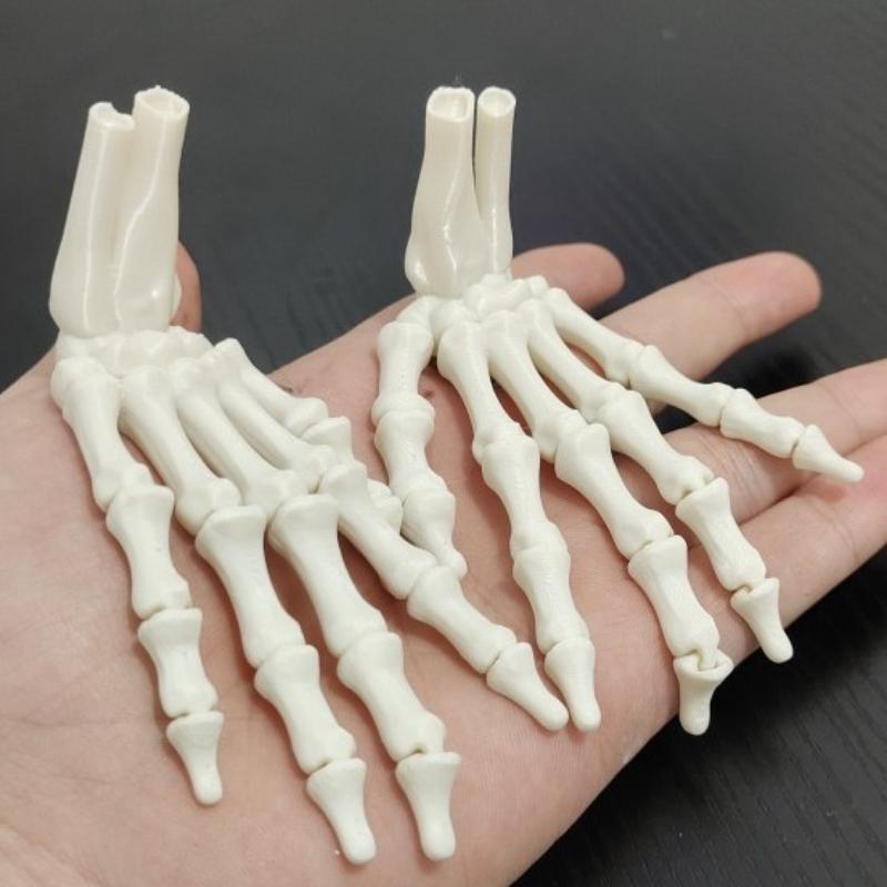 1Pcs/1Pair 3D Printed Realistic Flexible Joint Skeleton Hand Model Ghost Halloween Party Decoration Home Ornament