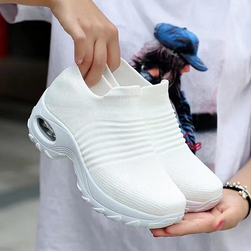 

Жіноче взуття великого розміру для зовнішньої торгівлі, спортивне взуття з повітряною подушкою та літаючою в язкою, взуття на один педаль для танців, що закриває ноги, повсякденне жіноче взуття, взуття-гойдалка, шкарпетки s 42 білий