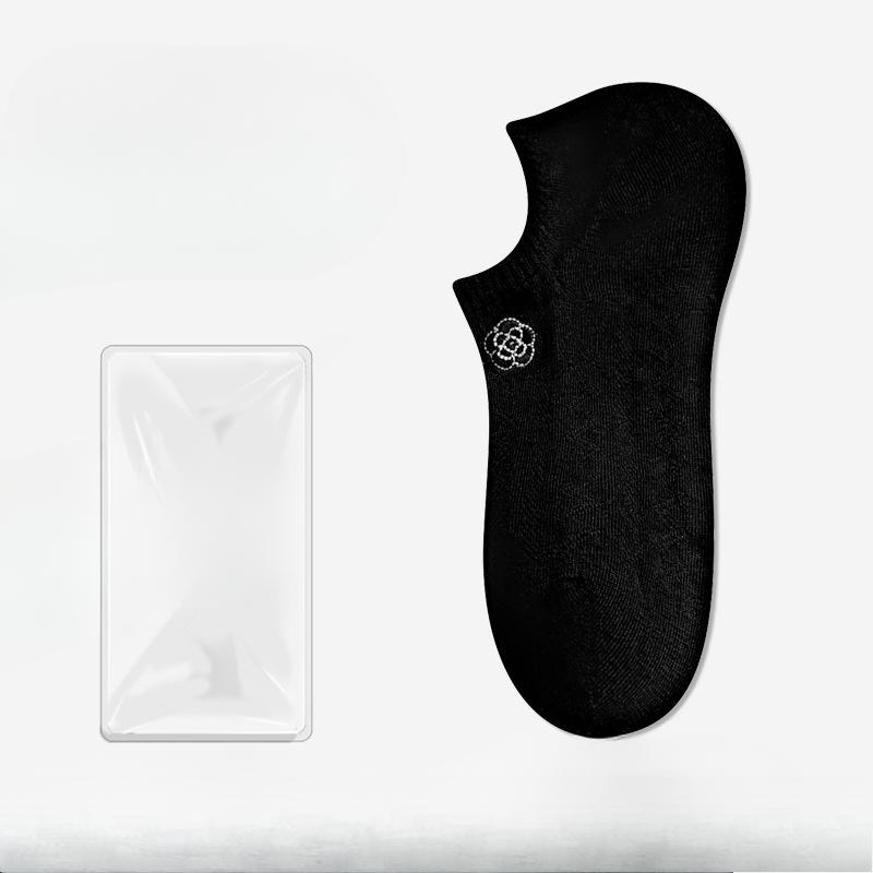 Female Spring and Summer New Style Pure Cotton Breathable Deodorant Sweat Absorption Boneless Invisible Heel Socks