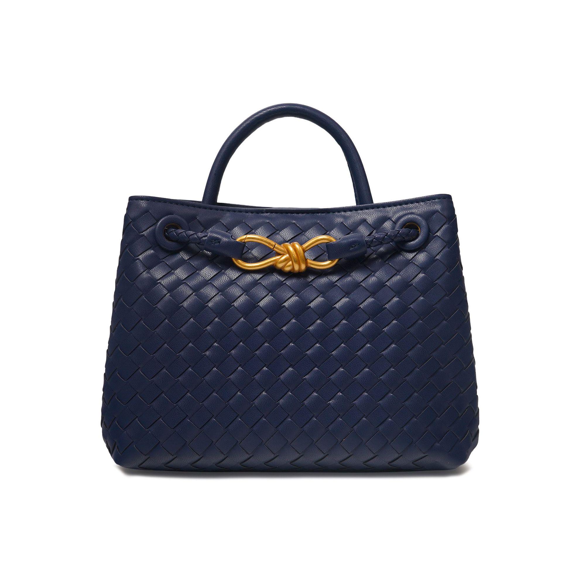 

Women s 2024 Large Capacity Woven Tote Bag with Metal Butterfly Buckle 25*9*19cm