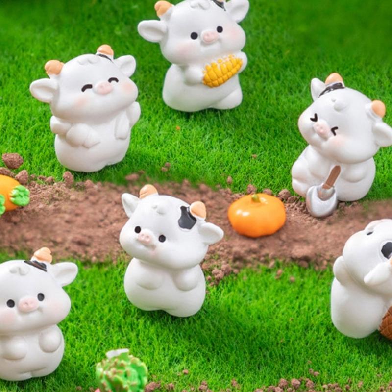 Cartoon Cow Figure Mini Miniatures Animal Garden Terrarium Resin Decorations Stakes Craft Landscaping Sculpture