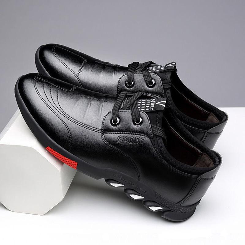 

2024 spring new men s business casual leather shoes breathable soft-soled lazy one-pedal fashion casual driving shoes 39