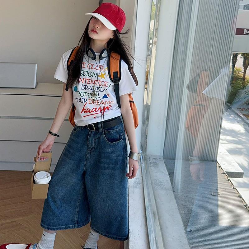 Sommer Set für Mädchen: Großformatiges T-Shirt mit Buchstabenprint + Retro-Jeans in 7/8-Länge Zweiteiliges Set