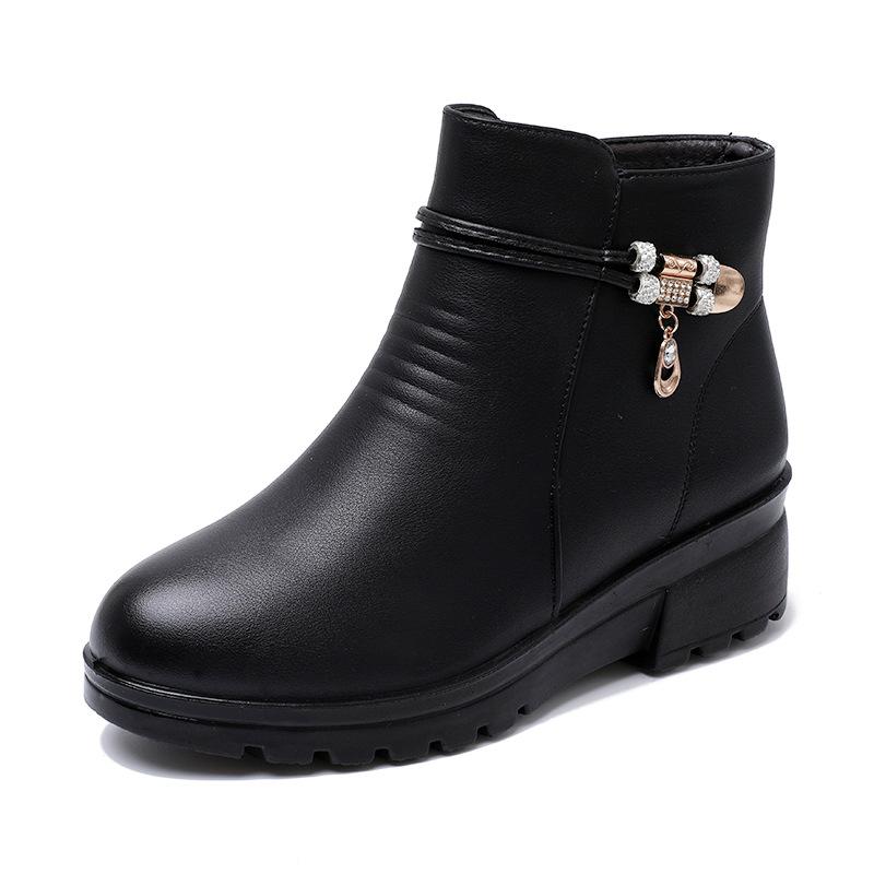 Mom Shoes Winter New Leather Shoes Soft Sole Soft Surface Non-slip Middle-aged and Elderly Women's Cotton Shoes Work Middle-aged and Elderly Short B