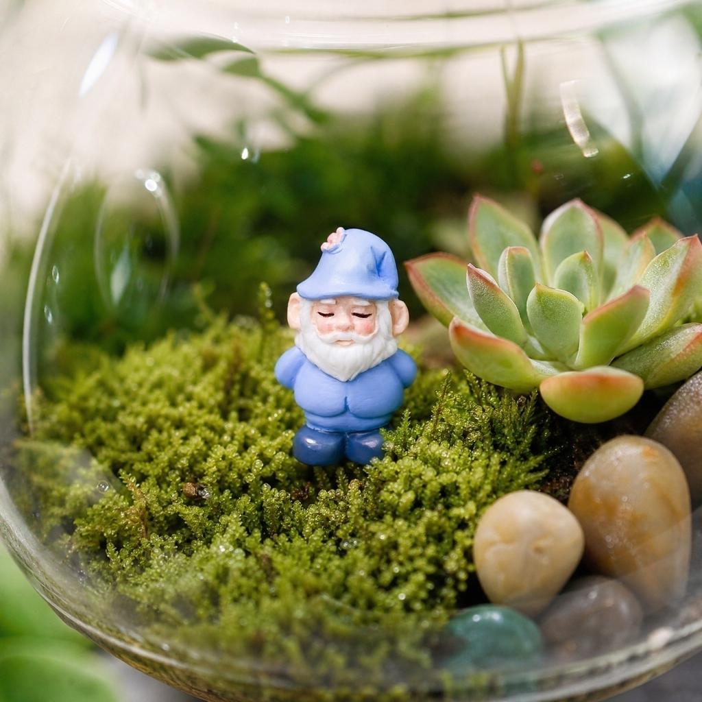 Artificial Blue Gnome Miniature Garden Decoration for Terrarium Garden