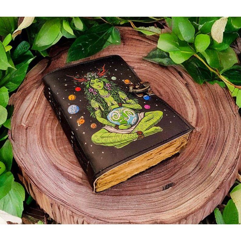 Mother Of Earth Vintage Leather Journal For Men Women 200 Pages of Antique Handmade Deckle Edge Vintage Paper, Leather Sketchbook Great Gift