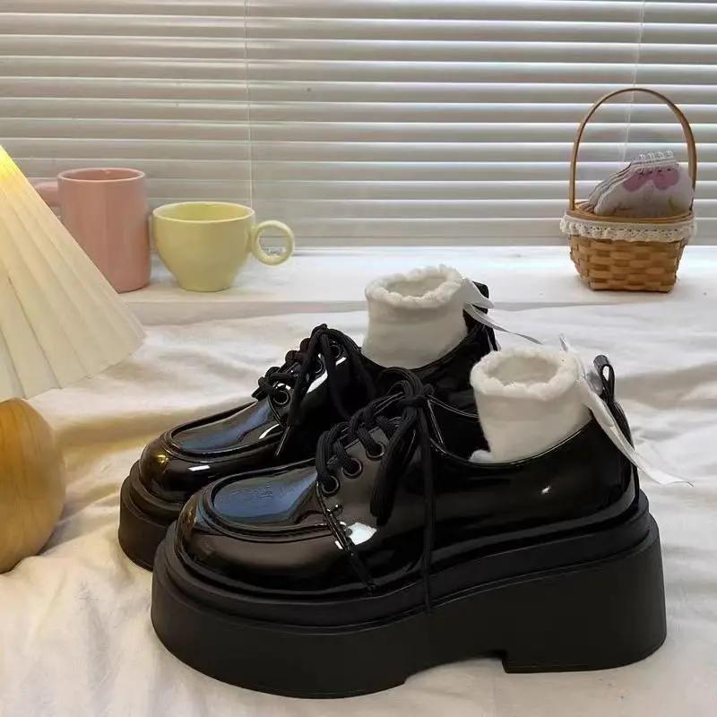 Fashion Winter Shoes Women British Style Oxfords Clogs Platform Female Footwear Autumn Preppy Leather New Retro Cross Creepers Dress