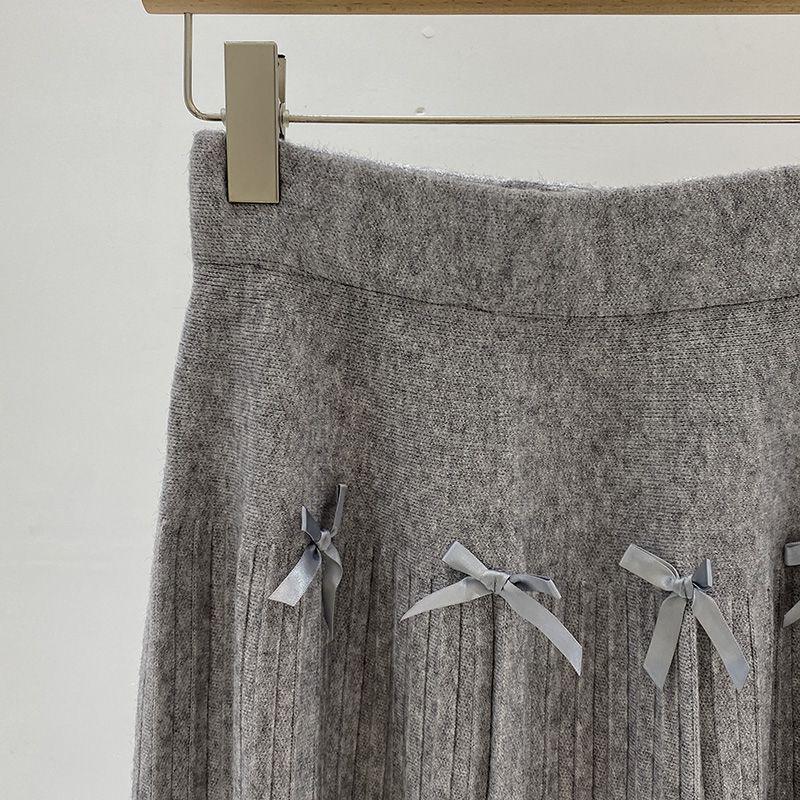 Korean Fashion High-Waisted Slimming Pleated Knit Skirt with Bow Detail