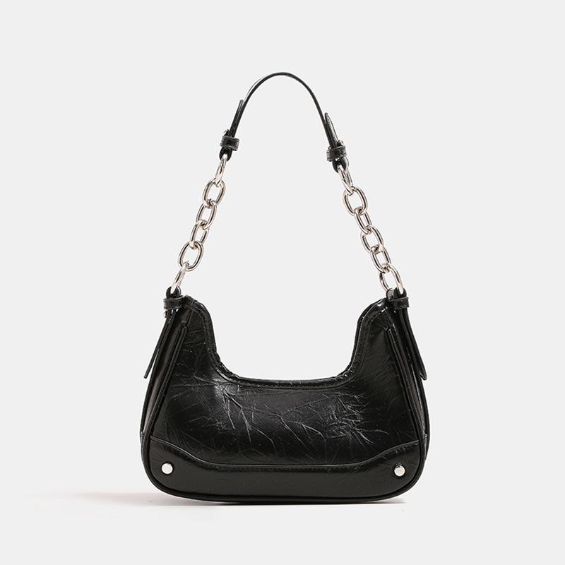 Glossy Handheld Chain Baguette: Trendy Women s Crossbody & Shoulder Bag