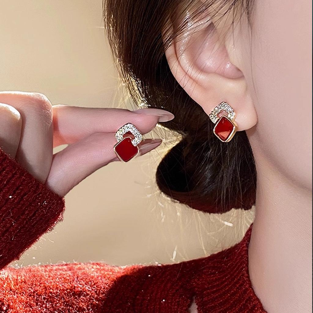 Ankela Red Diamond Shaped Earrings