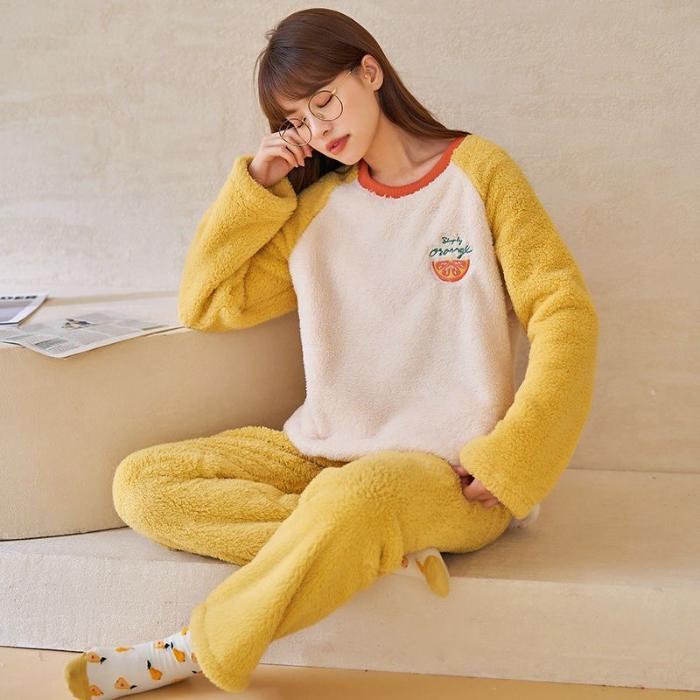 2024 Autumn Winter Flannel Warm Women's Pajamas Sets Long Sleeve Women Sleepwear Plaid Pants Two Piece Set Pyjamas Coral Velvet Pijama Homewear Girl