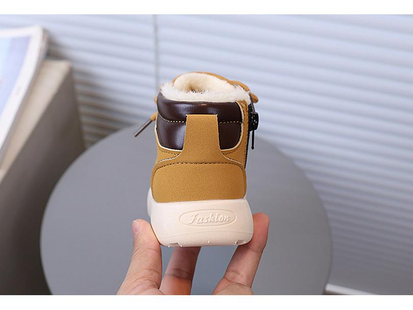 New 2025 Winter Kids' Fleece-Lined Martin Boots - Versatile Leather for Toddlers & Boys, Casual Short, Classic Style.