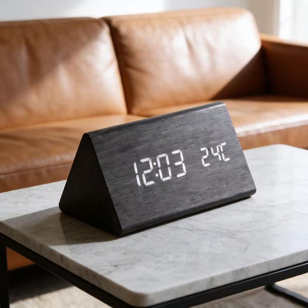 Voice-Activated Wooden Office Silent Multifunctional Digital Clock with Temperature Display and Student Alarm
