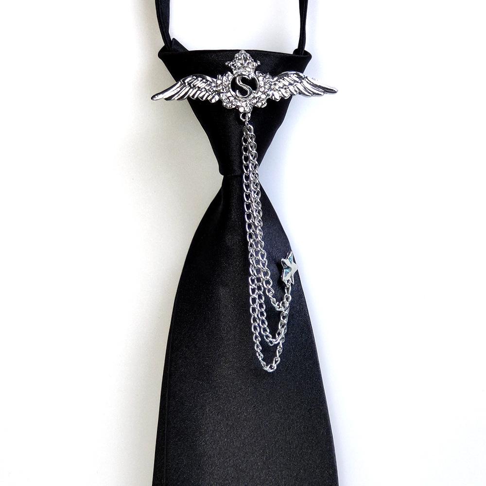 Unisex Retro Gotisches Fliege mit Quastenketten Corsage