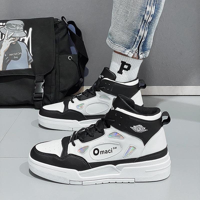 

Мужская обувь, осенние и зимние модели, маленькие белые спортивные туфли с увеличивающими пластинами, мужская повседневная обувь, новинка 2024 года 44 чёрный