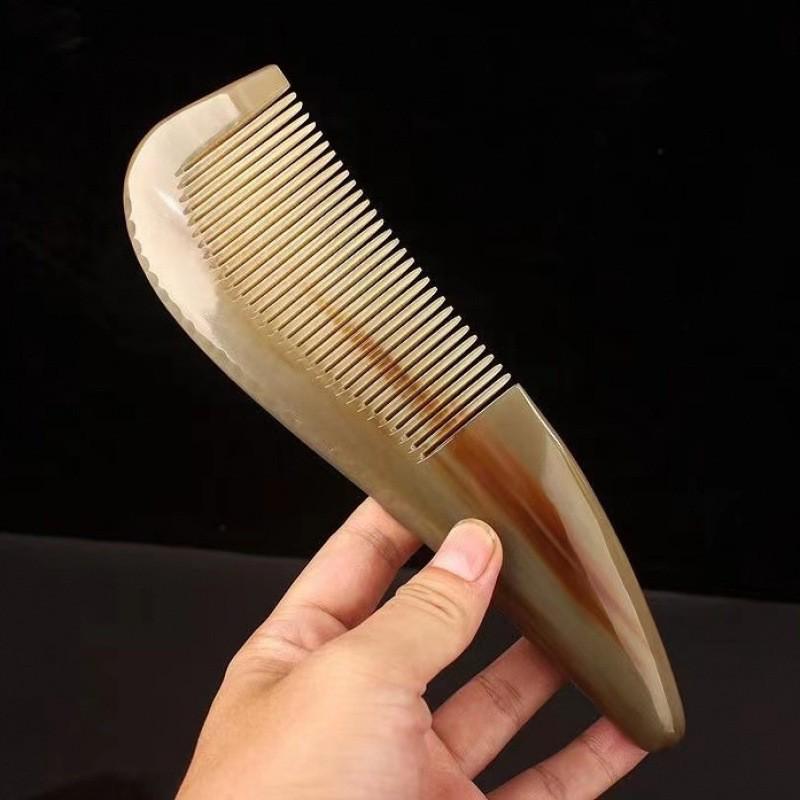 Natural Yak Horn Comb for Long, Curly, Thick Hair - Anti-Static, Anti-Hair Loss, Large Wooden Massage Comb