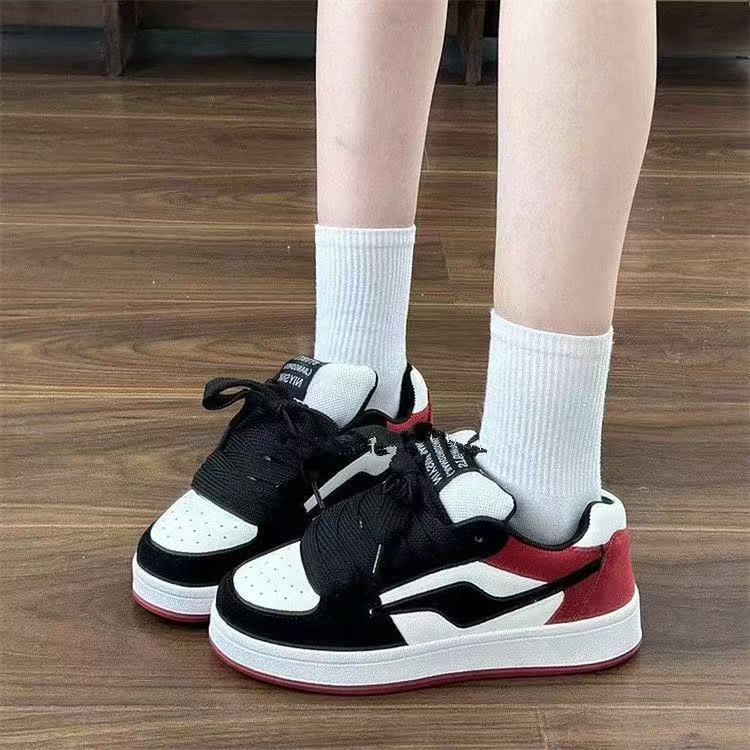 Snow Lauder black and red original niche bread shoes ins tide 2025 autumn new versatile sports and leisure board shoes