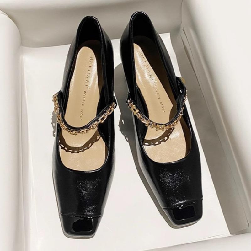 

Женские туфли на толстом каблуке Осень Новые туфли с мелким вырезом Кожа Металлическая цепочка Противоскользящие Износостойкие Туфли с низким верхом 40 чёрный