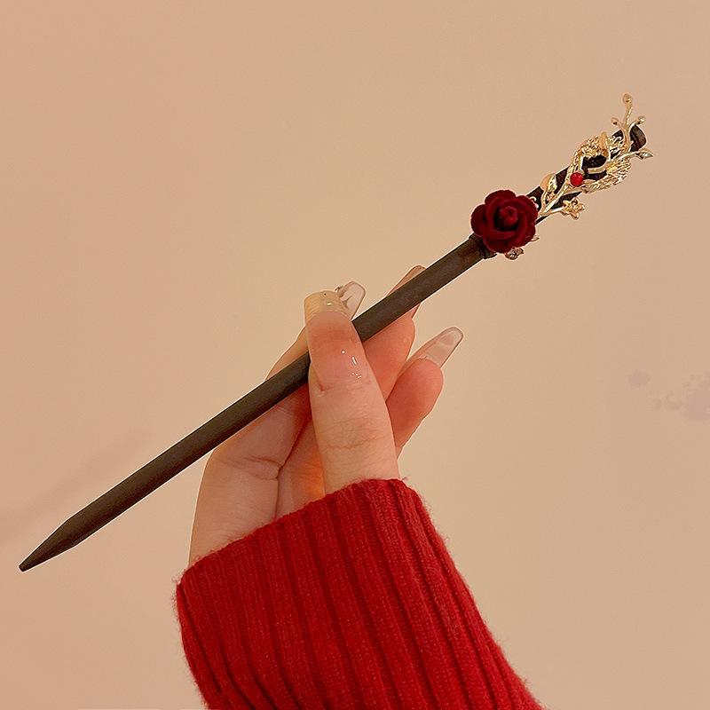 

Традиционная китайская красная заколка для волос с кисточкой в виде цветка для ханьфу и ципао