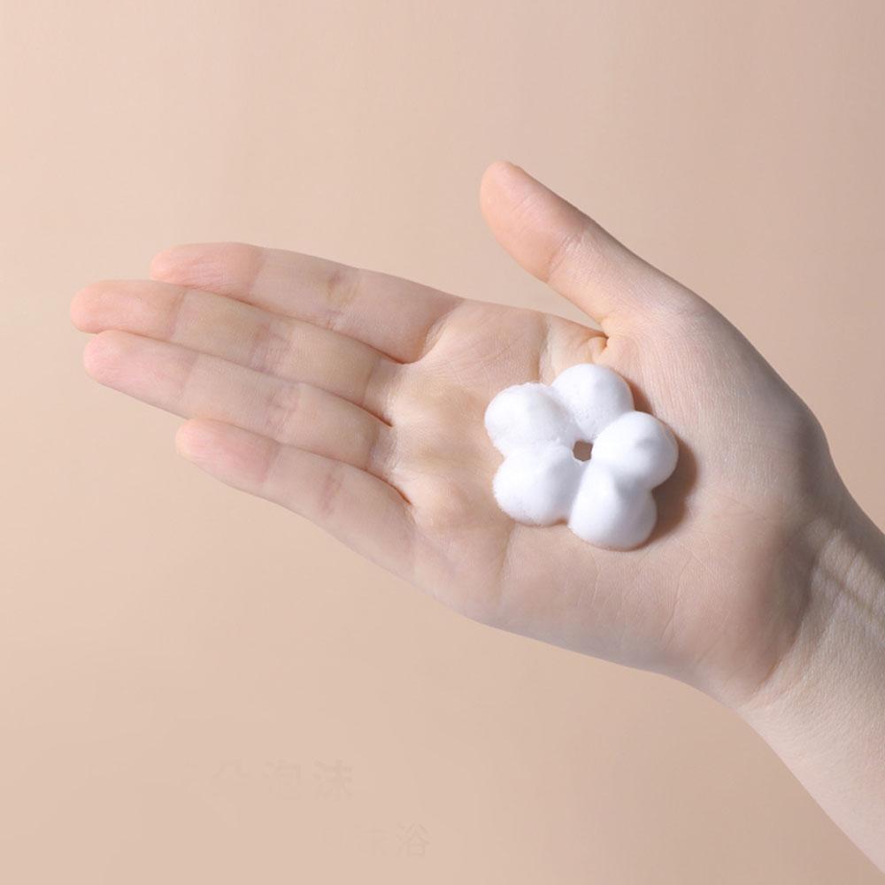 Shower Gel Foam Pump Bottle Flower-shaped Refillable Bottles Liquid Soap Dispenser Empty Bottle