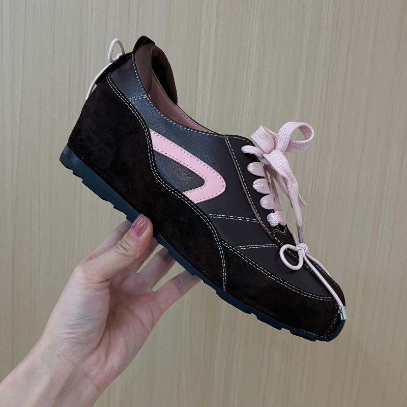 Französischer Retro-Stil Mode Runde Zehenpartie Deutsche Trainingsschuhe Damen-Sneaker Allround Innen erhöhend Einzelne Schuhe