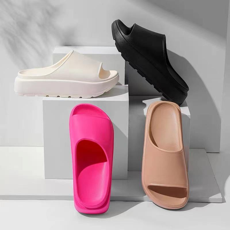 Versatile Women's Outdoor Coconut Slippers with Height Boost 2025