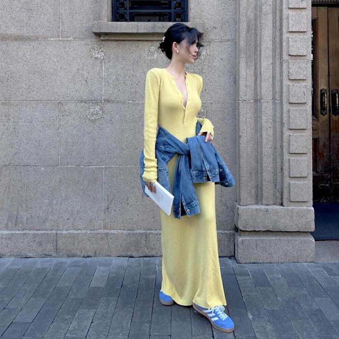 

[Original practice] Sense of atmosphere Autumn and winter long-sleeved hip-wrapped slim-fit dress design sense Yellow white inner skirt S жёлтый