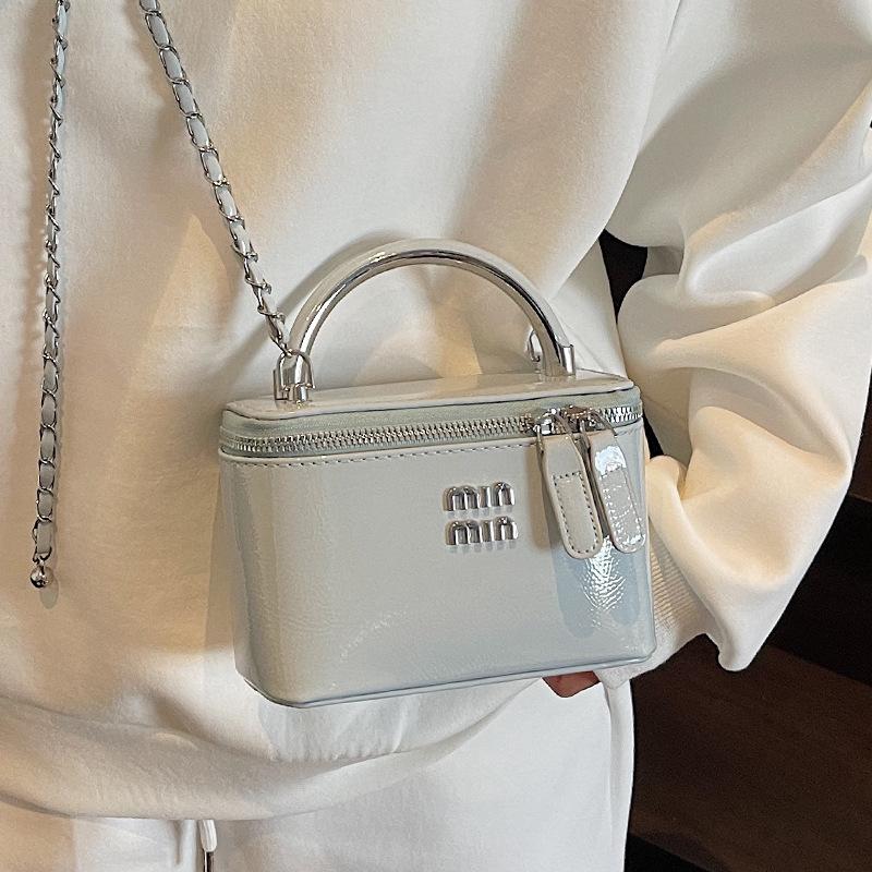 This year's popular Korean temperament niche simple portable box bag high-end texture foreign style chain messenger bag women