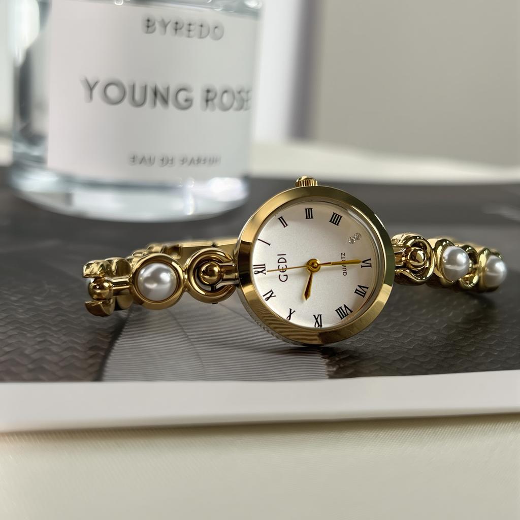 French Retro Pearl Watch Women'S High-End Bracelet Watch Temperament Roman Scale Quartz Watch