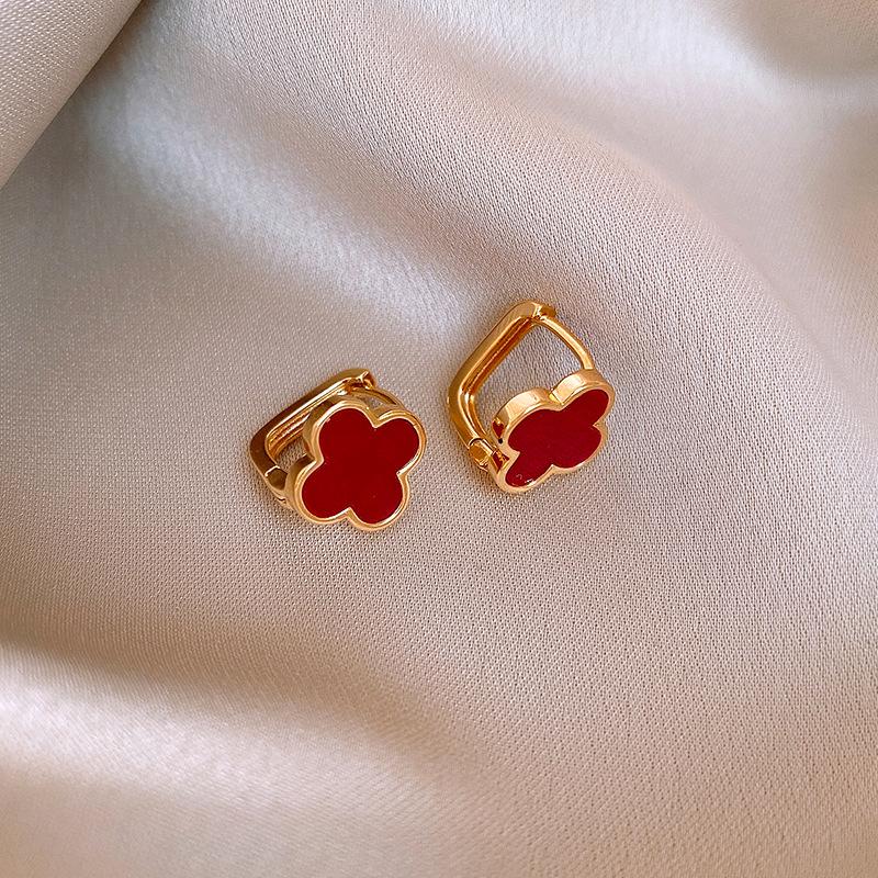 Позолоченные настоящим золотом красные серьги-гвоздики с четырехлистником в стиле Анкара, новые серьги, простые серьги для женщин