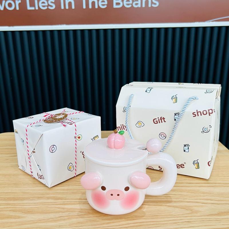 Vánoční dárek pro dívky Vánoční hrnek Malý dárek pro nejlepší kamarádku Přítelkyni Praktický hrnek na vodu Kreativní dárková krabička Hrnček