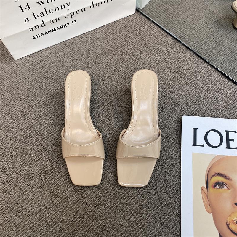

Silver cool slippers summer wear 2025 new square head one-word high-heeled slippers fashion medium heel thick heel sandals women 35